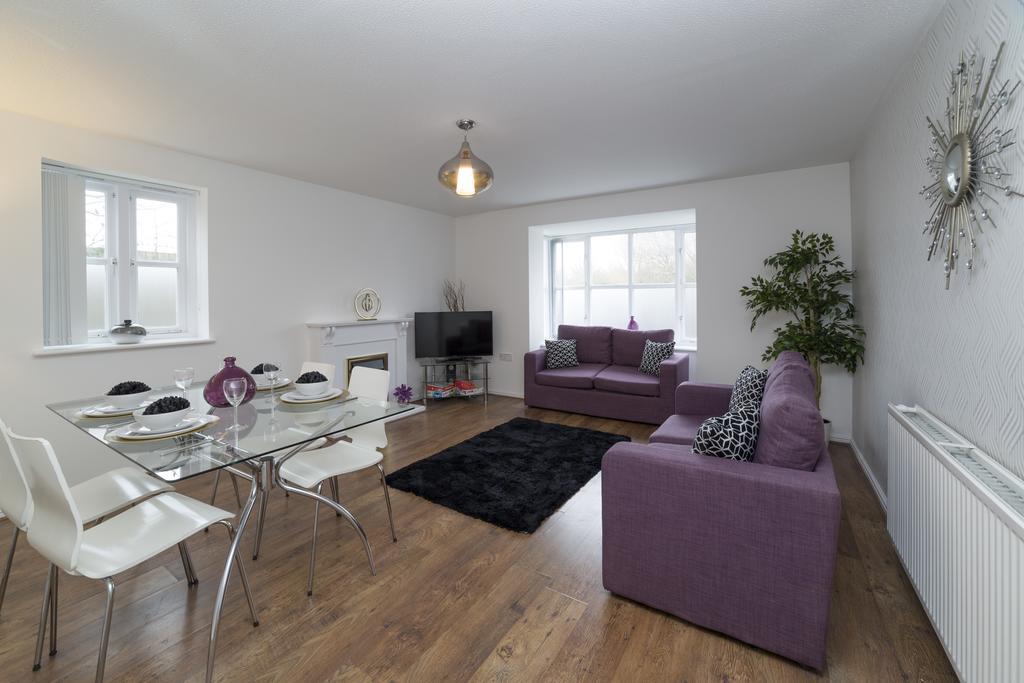 Quiet Riverside Apartment Лондон Экстерьер фото